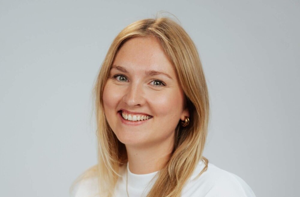 fb626211-789d-4a5d-8a99-fb4253f2f7c2